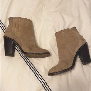 Joie block heeled boots